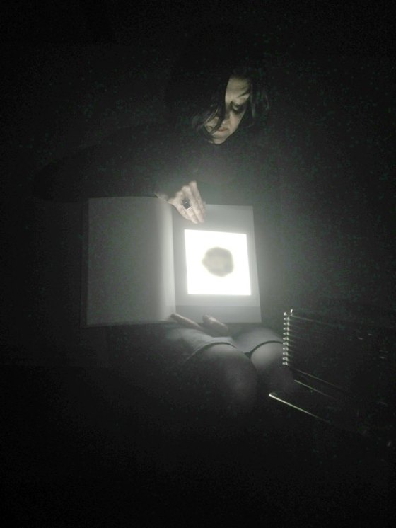 'Paper is as cosmic as the universe (chapter 1)' | Karin van Pinxteren | KKN25 / GR1011 | Photo by Rob Groot Zevert