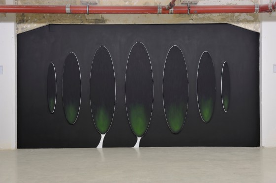 Court Dance | Karin van Pinxteren | oil on panel and wallpaint| 2008 | photo by Peter Cox